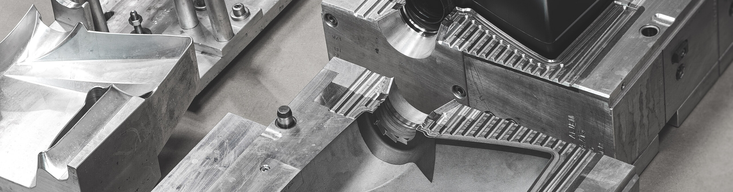 HEADER_FABRIEK_MATRIJS_2600X1200_LR HEADER_FABRIEK_MATRIJS_2600X1200_LR